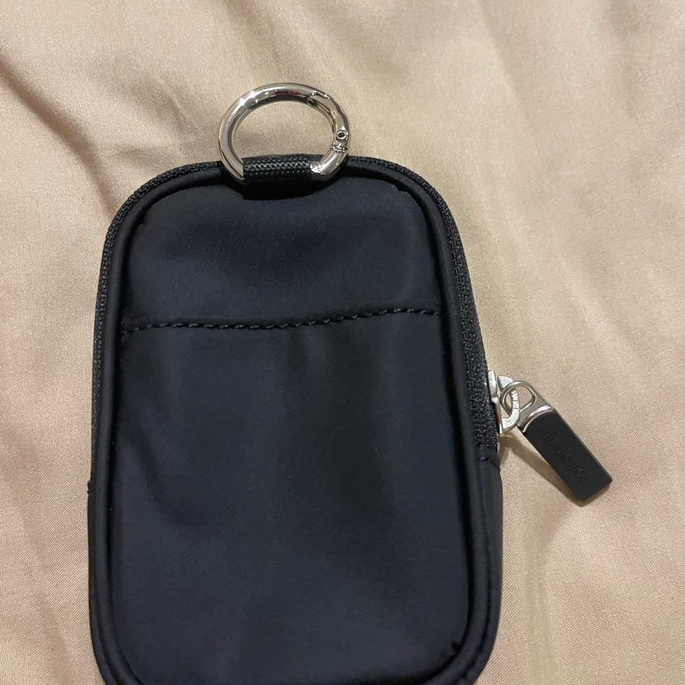 Lululemon Black Key & Card Holder - Picture 2 of 2